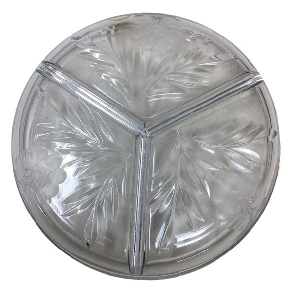 House of Global Art (Germany) Hand Cut Crystal Segmented Dish (9") - Picture 3 of 6